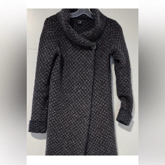 Tahari Gray& Navy Wool Cowl Neck Cardigan with Textured Design small - Picture 2 of 11